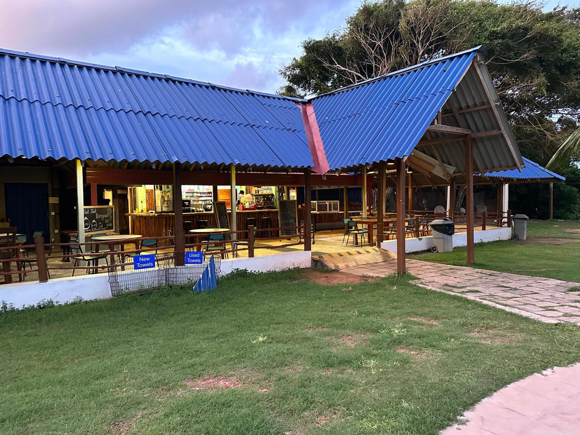 Amaluna Resorts Negombo Buitenkant foto