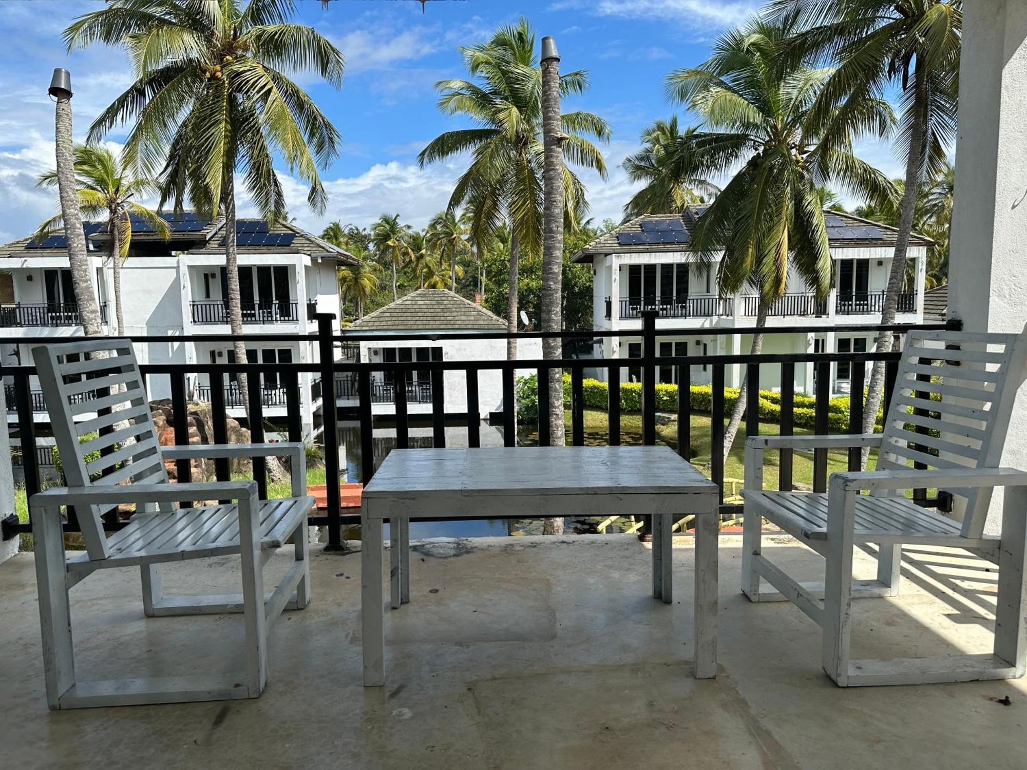 Amaluna Resorts Negombo Buitenkant foto